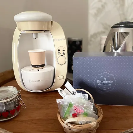 La Des Chapitres En Champagne דירה *